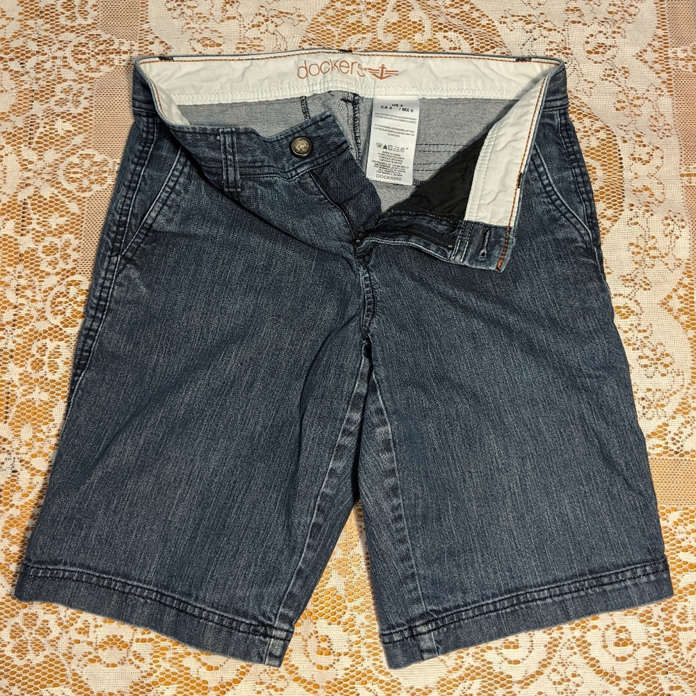 🌻3/$10 Jockey Bermuda jean shorts
